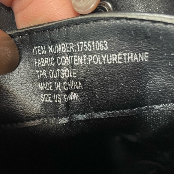 TORRID Lace-Up Hiker Boots - Black SZ/9WW - Picture 10 of 10